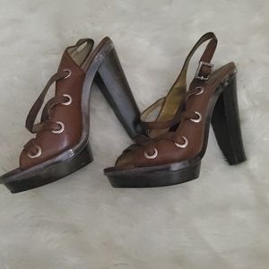 Michael Michael Kors Size 7M brown heels